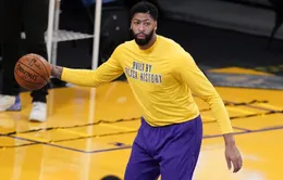 Los Angeles Lakers lo ngại tình trạng của Anthony Davis