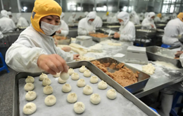 Thực phẩm chế biến sẵn thịnh hành trong dịp Tết tại Trung Quốc