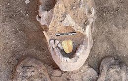 Kỳ dị, xác ướp 2000 tuổi có chiếc lưỡi bằng vàng
