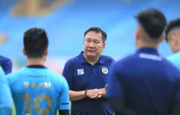 Chia tay Chu Đình Nghiêm, CLB Hà Nội bổ nhiệm HLV Hoàng Văn Phúc
