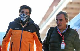 Carlos Sainz Jr. sẽ không tiếp bước người cha vĩ đại