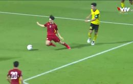 Văn Toàn nói gì về quả penalty gây tranh cãi giúp ĐT Việt Nam thắng Malaysia?