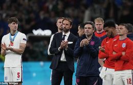 Gareth Southgate cam kết tương lai ngắn hạn cùng ĐT Anh