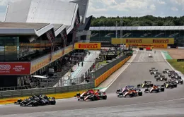 Đội đua Mercedes sẽ tiến hành nâng cấp xe trước thềm GP Anh