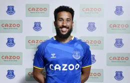 Everton chính thức ra mắt tiền vệ Andros Townsend