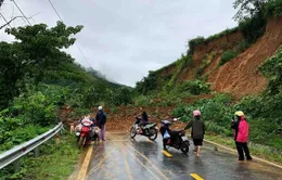 Mưa lớn gây sạt lở nhiều tuyến đường ở Lai Châu