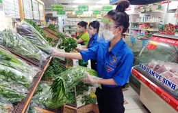 TP Hồ Chí Minh: Siêu thị quá tải đơn hàng