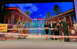 Sân khấu "sáng đèn" chung tay phòng, chống dịch bệnh COVID-19