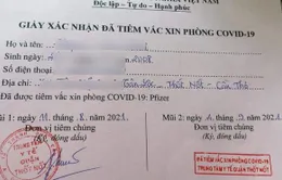 Vụ bé gái 13 tuổi tiêm 2 mũi vaccine Pfizer: Đình chỉ công tác Giám đốc Trung tâm Y tế quận