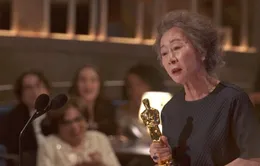 Hậu tượng vàng Oscar, diễn viên Hàn Quốc Youn Yuh-jung trở thành 1 trong 100 người có ảnh hưởng nhất 2021 của Time