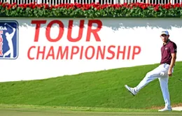 Patrick Cantlay duy trì vị trí dẫn đầu tại giải golf Tour Championship 2021