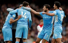 Man City ngược dòng ấn tượng trước Arsenal