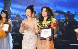 Đoàn Hồng Hạnh nhận giải Thí sinh được yêu thích nhất trên VTVGo