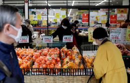 Nhật Bản đối mặt cơn sốt tăng giá