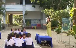 Học sinh TP Hồ Chí Minh thích thú với mô hình trường học xanh