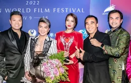 Trương Ngọc Ánh rạng rỡ hội ngộ Quyền Linh tại Liên hoan phim Asia World Film Festival 2022