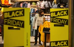 Chi tiêu mua sắm tại Mỹ giảm trong dịp Black Friday