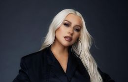 Christina Aguilera trình diễn tại Lễ trao giải VinFuture 2022