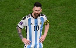 Hành động nhỏ của Messi khiến người hâm mộ Argentina "lo sốt vó"