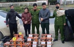 Quảng Trị: Bắt quả tang đôi nam nữ vận chuyển 72 hộp pháo lậu