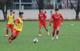 U23 Việt Nam hứng khởi trong buổi tập đầu tiên tại Campuchia