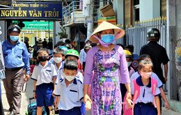 Cà Mau: Test nhanh COVID-19 cho học sinh và tổ chức học bán trú