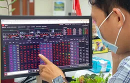 VN-Index lùi về sát mốc 1.490 điểm