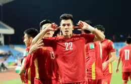 ĐT Việt Nam trở lại top 100 FIFA sau trận thắng ĐT Trung Quốc