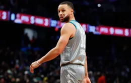 Stephen Curry phá kỷ lục ném 3 điểm tại NBA All Star