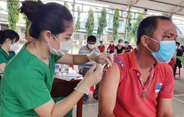 Thêm gần 85.000 liều vaccine phòng COVID-19 được tiêm trong ngày 22/11