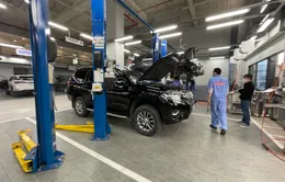 Chủ xe Toyota bàng hoàng vì xe Prado bỗng dưng báo động lúc nửa đêm