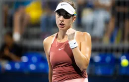 Belinda Bencic và Danielle Collins vào vòng 4 Miami mở rộng