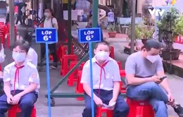 TP Hồ Chí Minh phân luồng một chiều, trực cấp cứu đảm bảo an toàn tiêm vaccine cho trẻ em