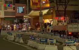 Đà Nẵng: Xe ô tô lao như bay vào tiệm bánh mì, nhiều người trọng thương