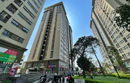 Hà Nội: Nam sinh lớp 8 rơi từ tầng 18 chung cư tử vong
