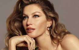 Gisele Bundchen không thoải mái khi phải khoe da thịt