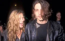 Siêu mẫu Kate Moss phủ nhận bị Johnny Depp đẩy ngã xuống cầu thang