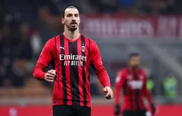 SỐC | Ibrahimovic thi đấu suốt 6 tháng với dây chằng bị đứt