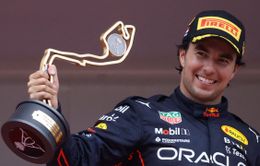 Sergio Perez có chiến thắng chặng đầu tiên tại mùa giải F1 2022