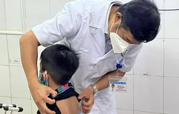 Trẻ bị gù vẹo cột sống không được phát hiện kịp thời