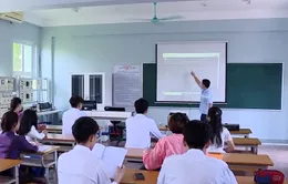 Hợp tác đào tạo nguồn nhân lực Việt Nam - Lào