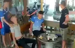 Khởi tố, bắt tạm giam kẻ đánh chết người bằng điếu cày tại Hòa Bình