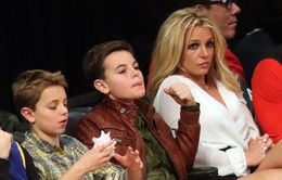 Britney Spears vẫn cố làm lành với các con