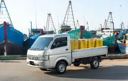 Xăng rẻ hơn diesel 2.000đ/lít, chọn xe tải nhẹ nào mới kinh tế?