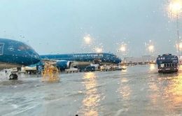Đóng cửa 5 sân bay do ảnh hưởng bão số 4