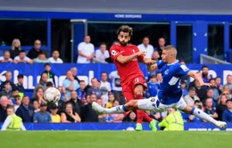 Vận may ngoảnh mặt, Liverpool bị Everton cầm chân tại Goodison Park