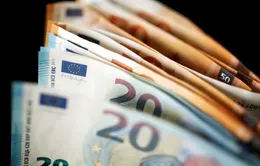 Đồng Euro xuống thấp nhất 20 năm so với USD
