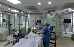 Can thiệp ECMO cứu bệnh nhân suy hô hấp nguy kịch do viêm phổi tụ cầu