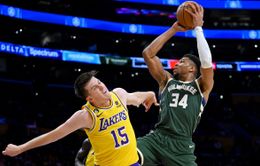 Milwaukee Bucks ngược dòng đánh bại Los Angeles Lakers