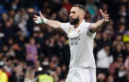 Real Madrid thắng đậm Elche, thu hẹp khoảng cách với Barca trong cuộc đua La Liga